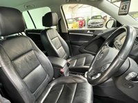 USED 2015 15 VOLKSWAGEN TIGUAN 2.0 MATCH TDI BLUEMOTION TECH 4MOTION DSG 5d 139 BHP F AND R SENSORS+BLUETOOTH+DAB