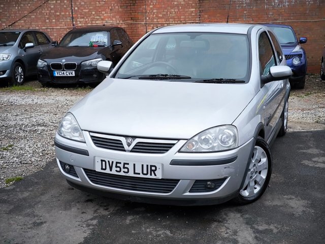 2005 VAUXHALL CORSA - Photo 2