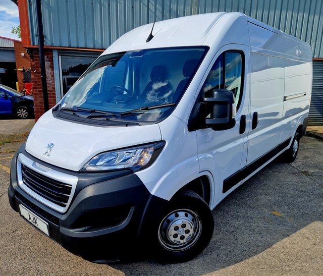 2022 22 Peugeot Boxer 2.2 BLUEHDI 335 L3H2 PROFESSIONAL P/V 139 BHP