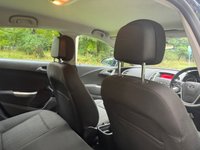 USED 2011 61 VAUXHALL ASTRA 1.7 EXCITE CDTI 5d 108 BHP 