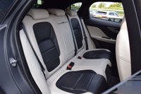 USED 2017 17 JAGUAR F-PACE 3.0 V6 S AWD 5d 296 BHP SLIDING ROOF / 360 / DIGI DASH