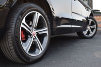 USED 2017 17 JAGUAR F-PACE 3.0 V6 S AWD 5d 296 BHP SLIDING ROOF / 360 / DIGI DASH