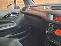 USED 2013 13 CITROEN DS3 1.6 THP DSPORT 3d 156 BHP Rear parking sensors
