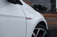 USED 2018 18 VOLKSWAGEN GOLF 2.0 GTI PERFORMANCE TSI DSG 5d 242 BHP PAN ROOF / LEATHER / 19" ALLOY