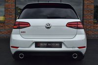 USED 2018 18 VOLKSWAGEN GOLF 2.0 GTI PERFORMANCE TSI DSG 5d 242 BHP PAN ROOF / LEATHER / 19" ALLOY