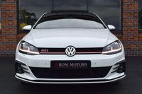 USED 2018 18 VOLKSWAGEN GOLF 2.0 GTI PERFORMANCE TSI DSG 5d 242 BHP PAN ROOF / LEATHER / 19" ALLOY