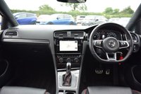 USED 2018 18 VOLKSWAGEN GOLF 2.0 GTI PERFORMANCE TSI DSG 5d 242 BHP PAN ROOF / LEATHER / 19" ALLOY