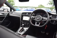 USED 2018 18 VOLKSWAGEN GOLF 2.0 GTI PERFORMANCE TSI DSG 5d 242 BHP PAN ROOF / LEATHER / 19" ALLOY
