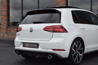 USED 2018 18 VOLKSWAGEN GOLF 2.0 GTI PERFORMANCE TSI DSG 5d 242 BHP PAN ROOF / LEATHER / 19" ALLOY