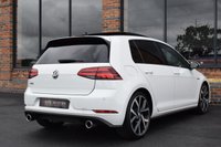 USED 2018 18 VOLKSWAGEN GOLF 2.0 GTI PERFORMANCE TSI DSG 5d 242 BHP PAN ROOF / LEATHER / 19" ALLOY