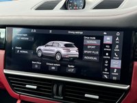 USED 2020 20 PORSCHE CAYENNE 4.0 V8 TURBO TIPTRONIC 5d AUTO 543 BHP ESTATE