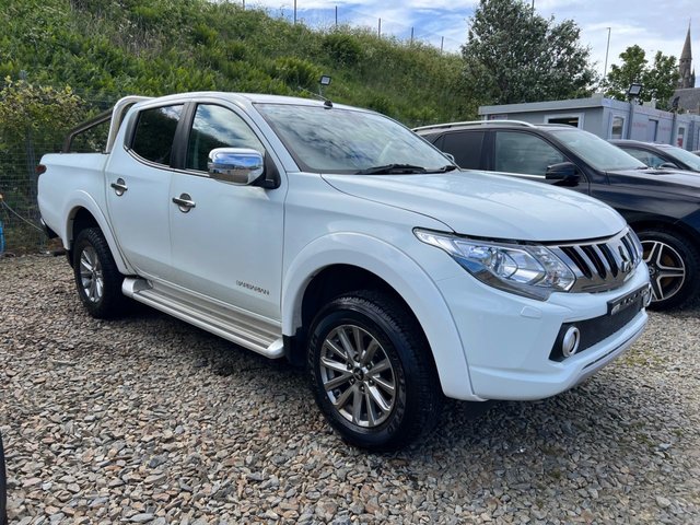 2017 17 Mitsubishi L200 2.4 DI-D 4WD BARBARIAN DCB 178 BHP