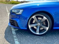 USED 2013 63 AUDI A5 4.2 RS5 FSI QUATTRO 2d 444 BHP 