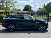 USED 2016 Y JAGUAR F-PACE 2.0 PORTFOLIO AWD 5d 178 BHP 