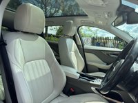 USED 2016 Y JAGUAR F-PACE 2.0 PORTFOLIO AWD 5d 178 BHP 