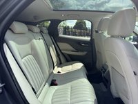 USED 2016 Y JAGUAR F-PACE 2.0 PORTFOLIO AWD 5d 178 BHP 