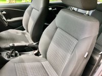 USED 2015 15 VOLKSWAGEN POLO 1.0 SE 5d 60 BHP FULL VW/SPECIALIST SERVICE HISTORY X10 STAMPS+CAMBELT RENEWED////AIRCON//ALLOYS//BLUETOOTH//DAB//20 POUND ROAD TAX//PARK PILOT FRONT AND REAR 60 BHP FULL VW/SPECIALIST SERVICE HISTORY X10 STAMPS+CAMBELT RENEWED////AIRCON//ALLOYS//BLUETOOTH//DAB//20 POUND ROAD TAX//PARK PILOT FRONT AND REAR