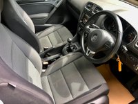 USED 2012 12 VOLKSWAGEN GOLF 1.4 MATCH TSI 5d 121 BHP ONLY 49,600 MILES//ONLY 2 OWNERS//X11 AIRBAGS//DAB//FRONT AND REAR PARK SENSORS//BLUETOOTH//MULTIMEDIA//AUX-IN//ALLOYS//AIRCON//REMOTE CENTRAL LOCKING//GREAT HISTORY X12 SERVICE STAMPS --NEW FRONT BRAKES JUST FITTED///SATNAV//   121 BHP ONLY 49,600 MILES//ONLY 2 OWNERS//X11 AIRBAGS//DAB//FRONT AND REAR PARK SENSORS//BLUETOOTH//MULTIMEDIA//AUX-IN//ALLOYS//AIRCON//REMOTE CENTRAL LOCKING//GREAT HISTORY X12 SERVICE STAMPS///SATNAV//