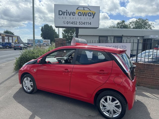 2014 64 Toyota Aygo 1.0 VVT-I X-PRESSION 5d 69 BHP