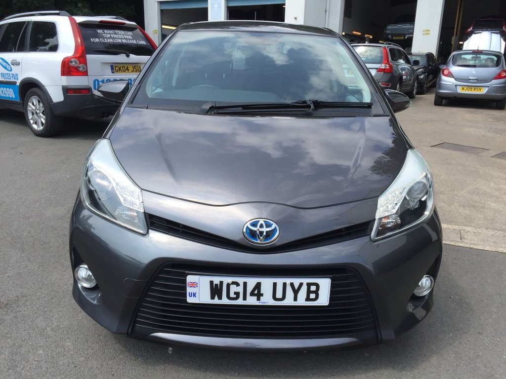 USED 2014 14 TOYOTA YARIS 1.5 HYBRID ICON PLUS 5d 61 BHP FULL SERVICE HISTORY