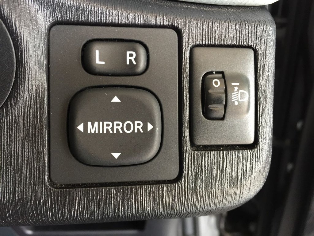 USED 2014 14 TOYOTA YARIS 1.5 HYBRID ICON PLUS 5d 61 BHP FULL SERVICE HISTORY