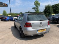 USED 2001 Y VOLKSWAGEN GOLF 2.8 V6 4MOTION 5d 204 BHP 