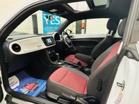 USED 2013 13 VOLKSWAGEN BEETLE 1.2 DESIGN TSi DSG AUTOMATIC PANORAMIC 3 DOOR 103 BHP PANORAMIC GLASS SUNROOF + MORE