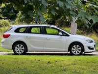 USED 2015 15 VAUXHALL ASTRA 1.2 DESIGN CDTI ECOFLEX S/S 5d 95 BHP 
