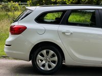 USED 2015 15 VAUXHALL ASTRA 1.2 DESIGN CDTI ECOFLEX S/S 5d 95 BHP 