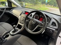USED 2015 15 VAUXHALL ASTRA 1.2 DESIGN CDTI ECOFLEX S/S 5d 95 BHP 