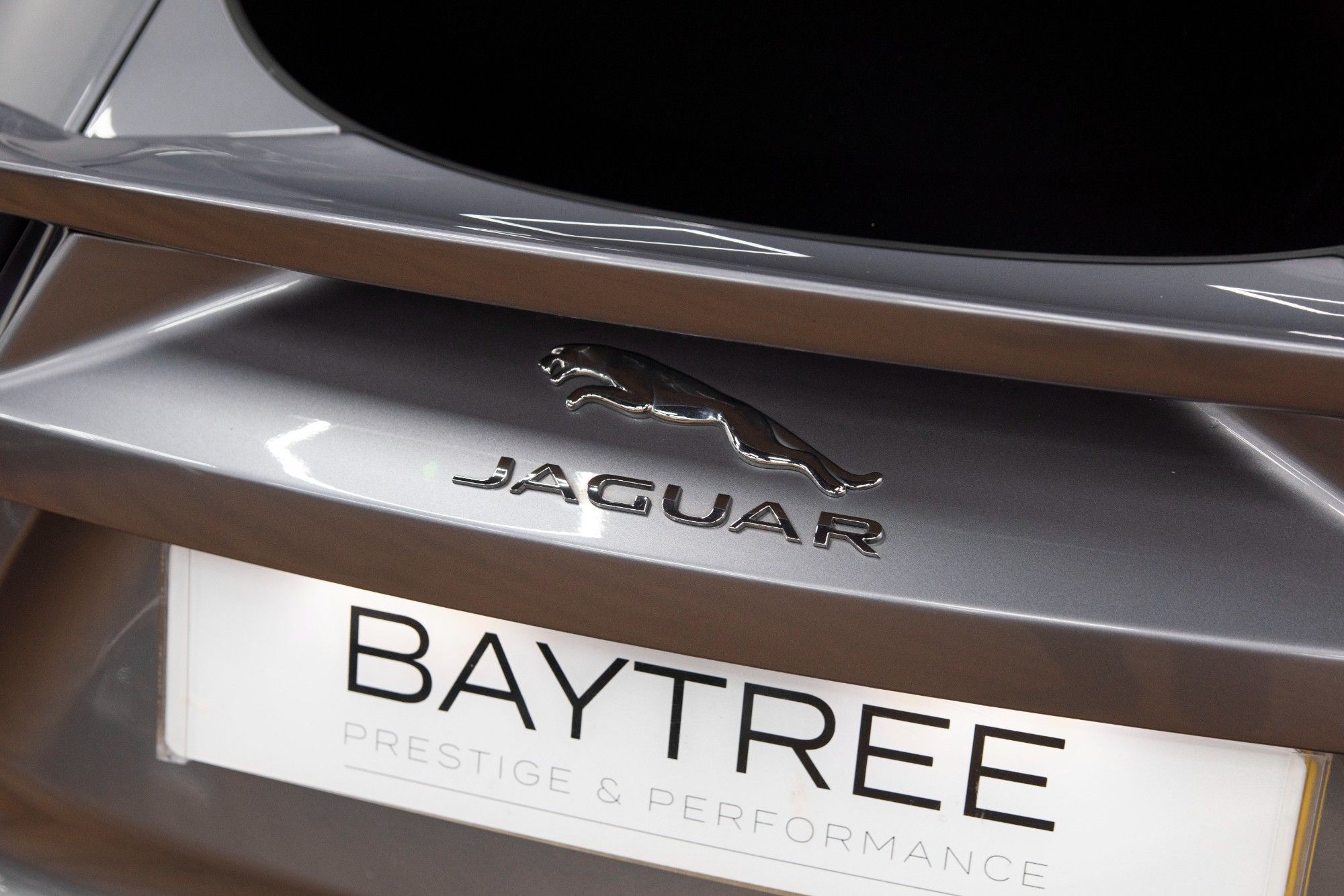 USED 2021 21 JAGUAR F-TYPE 5.0 V8 FIRST EDITION 2d 444 BHP 