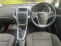 USED 2013 63 VAUXHALL ASTRA 2.0 SRI CDTI S/S 5d 163 BHP 