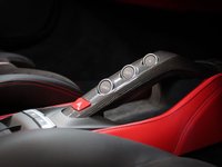 USED 2019 19 FERRARI 488 3.9 SPIDER 2d 660 BHP OVER &pound;50K OF OPTIONS, LOADS OF CARBON, PLUS THE BEAUTIFUL ITALIAN FLAG IN CENTRE OF SEATS AND STEERING WHEEL, SERVICE PACK TO 2026, 12 MONTH WARRANTY