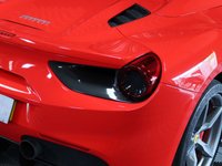 USED 2019 19 FERRARI 488 3.9 SPIDER 2d 660 BHP OVER &pound;50K OF OPTIONS, LOADS OF CARBON, PLUS THE BEAUTIFUL ITALIAN FLAG IN CENTRE OF SEATS AND STEERING WHEEL, SERVICE PACK TO 2026, 12 MONTH WARRANTY