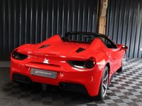 USED 2019 19 FERRARI 488 3.9 SPIDER 2d 660 BHP OVER &pound;50K OF OPTIONS, LOADS OF CARBON, PLUS THE BEAUTIFUL ITALIAN FLAG IN CENTRE OF SEATS AND STEERING WHEEL, SERVICE PACK TO 2026, 12 MONTH WARRANTY