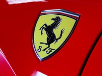 USED 2019 19 FERRARI 488 3.9 SPIDER 2d 660 BHP OVER &pound;50K OF OPTIONS, LOADS OF CARBON, PLUS THE BEAUTIFUL ITALIAN FLAG IN CENTRE OF SEATS AND STEERING WHEEL, SERVICE PACK TO 2026, 12 MONTH WARRANTY