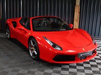 USED 2019 19 FERRARI 488 3.9 SPIDER 2d 660 BHP OVER &pound;50K OF OPTIONS, LOADS OF CARBON, PLUS THE BEAUTIFUL ITALIAN FLAG IN CENTRE OF SEATS AND STEERING WHEEL, SERVICE PACK TO 2026, 12 MONTH WARRANTY