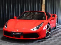 USED 2019 19 FERRARI 488 3.9 SPIDER 2d 660 BHP OVER &pound;50K OF OPTIONS, LOADS OF CARBON, PLUS THE BEAUTIFUL ITALIAN FLAG IN CENTRE OF SEATS AND STEERING WHEEL, SERVICE PACK TO 2026, 12 MONTH WARRANTY