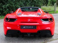 USED 2019 19 FERRARI 488 3.9 SPIDER 2d 660 BHP OVER &pound;50K OF OPTIONS, LOADS OF CARBON, PLUS THE BEAUTIFUL ITALIAN FLAG IN CENTRE OF SEATS AND STEERING WHEEL, SERVICE PACK TO 2026, 12 MONTH WARRANTY