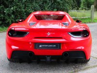 USED 2019 19 FERRARI 488 3.9 SPIDER 2d 660 BHP OVER &pound;50K OF OPTIONS, LOADS OF CARBON, PLUS THE BEAUTIFUL ITALIAN FLAG IN CENTRE OF SEATS AND STEERING WHEEL, SERVICE PACK TO 2026, 12 MONTH WARRANTY