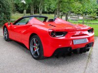 USED 2019 19 FERRARI 488 3.9 SPIDER 2d 660 BHP OVER &pound;50K OF OPTIONS, LOADS OF CARBON, PLUS THE BEAUTIFUL ITALIAN FLAG IN CENTRE OF SEATS AND STEERING WHEEL, SERVICE PACK TO 2026, 12 MONTH WARRANTY