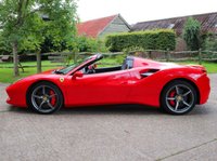 USED 2019 19 FERRARI 488 3.9 SPIDER 2d 660 BHP OVER &pound;50K OF OPTIONS, LOADS OF CARBON, PLUS THE BEAUTIFUL ITALIAN FLAG IN CENTRE OF SEATS AND STEERING WHEEL, SERVICE PACK TO 2026, 12 MONTH WARRANTY