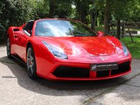 USED 2019 19 FERRARI 488 3.9 SPIDER 2d 660 BHP OVER &pound;50K OF OPTIONS, LOADS OF CARBON, PLUS THE BEAUTIFUL ITALIAN FLAG IN CENTRE OF SEATS AND STEERING WHEEL, SERVICE PACK TO 2026, 12 MONTH WARRANTY