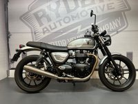 USED 2023 23 TRIUMPH STREET TWIN EC1 - BUY ONLINE 24 HRS A DAY - FINANCE AVAILABLE - ALL TYPES OF CREDIT ACCEPTED ONLY 2,495 MIES FROM NEW