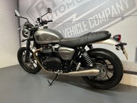 USED 2023 23 TRIUMPH STREET TWIN EC1 - BUY ONLINE 24 HRS A DAY - FINANCE AVAILABLE - ALL TYPES OF CREDIT ACCEPTED ONLY 2,495 MIES FROM NEW