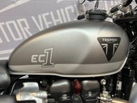 USED 2023 23 TRIUMPH STREET TWIN EC1 - BUY ONLINE 24 HRS A DAY - FINANCE AVAILABLE - ALL TYPES OF CREDIT ACCEPTED ONLY 2,495 MIES FROM NEW