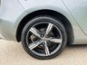 USED 2016 16 VOLVO V40 2.0 T2 R-DESIGN 5d 120 BHP 