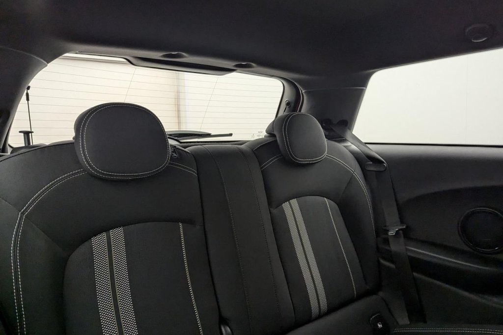 USED 2021 21 MINI HATCH COOPER 1.5 COOPER SPORT 3d 134 BHP Apple Car Play Sat Nav