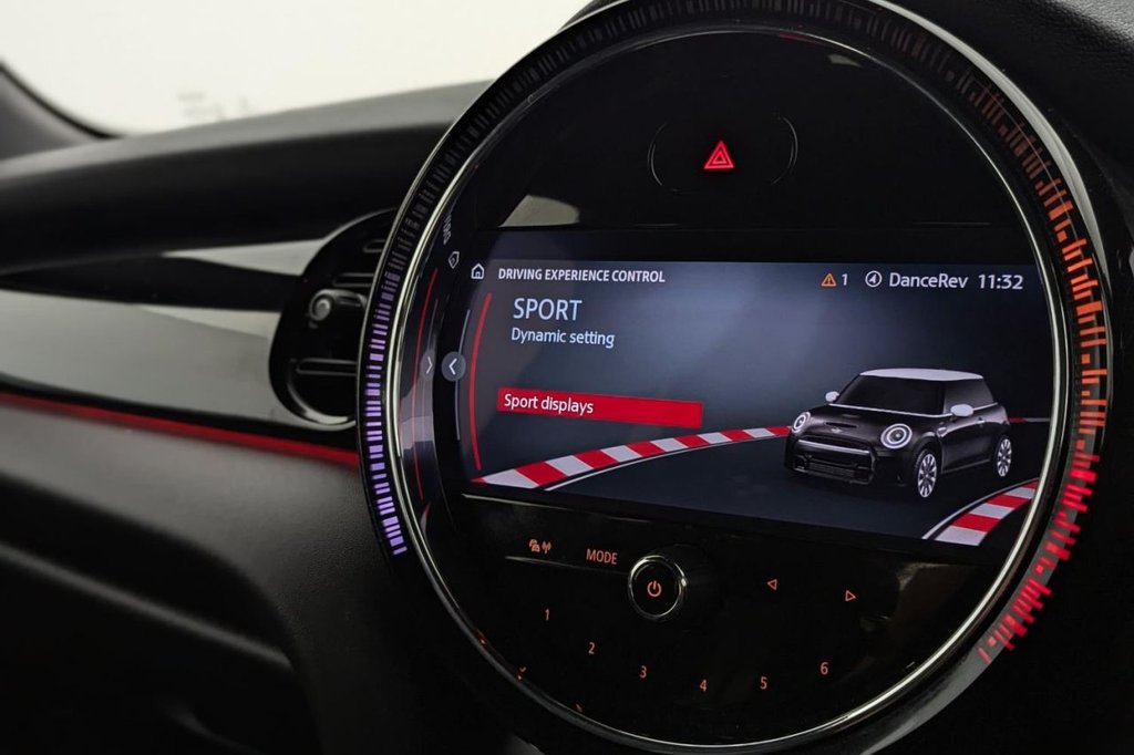 USED 2021 21 MINI HATCH COOPER 1.5 COOPER SPORT 3d 134 BHP Apple Car Play Sat Nav