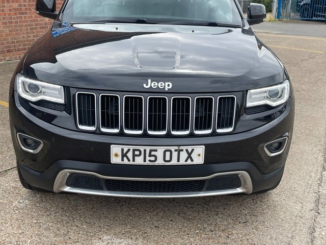 View our JEEP GRAND CHEROKEE